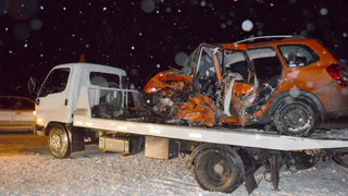 На скопинской трассе лоб в лоб столкнулись Калина и Гольф