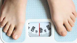 Не анорексия: Стала известна причина жуткой худобы популярной певицы