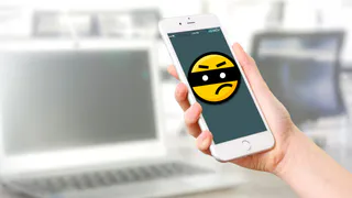 Мошенники добрались и до мессенджеров. Минтруд рассказал, как аферисты дурят россиян