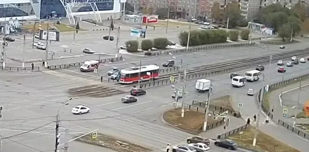 Очередное ДТП: в Магнитогорске на регулируемом пешеходном переходе сбили пешехода