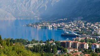 Геленджик vs Сочи: какой курорт лучше выбрать для идеального отпуска?