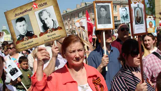 Бессмертный полк: чьи портреты несли по улицам рязанцы