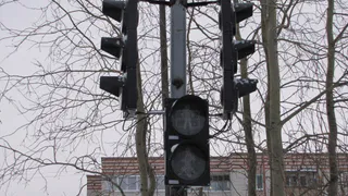 "Люди рискуют жизнью", - рязанка пожаловалась на неработающий светофор на Крупской