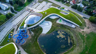 В области продолжается строительство первого аквапарка в регионе