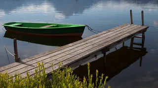 Нижнекамка: «Почему убрали мостки с озера?»