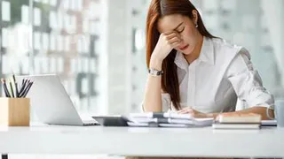 Стало известно, что россиян больше всего раздражает в коллегах