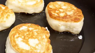 Оладушки пышные, как пух: по этому рецепту у вас всегда будут получаться оладьи на кефире