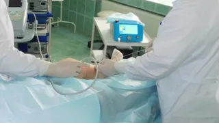 Подшивал брюки: 12-летний школьник съел швейную булавку