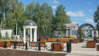 В Сыктывкаре завершают благоустройство территории у мемориала ветеранам