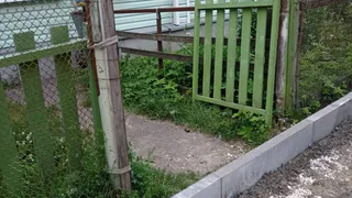 «Ситуация критическая!»: из-за ошибки дорожников жители Боголюбова не могут выйти из домов