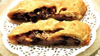 Штрудель с вишней в магазине «Красное‑Белое» оказался не таким, как представляла. Делюсь честным отзывом