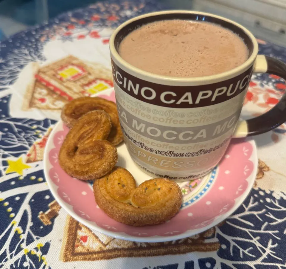 Пятен на кружке как не бывало: как убрать въевшийся налет от кофе – рабочий лайфхак от эксперта