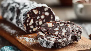 Шоколадная колбаса из детства – 10 мин замеса, пару часов в холодильнике, тает во рту без выпечки

