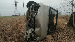 Под Рязанью два автомобиля вылетели в кювет
