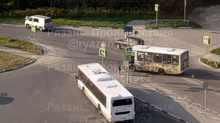 В Рязани в ДТП попала маршрутка на улице Песоченской