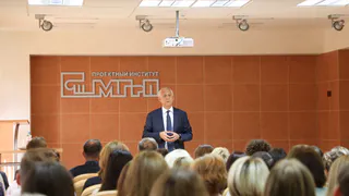 «Магнитогорск меняется, и мы меняемся вместе с ним»: глава города продолжает встречаться с трудовыми коллективами