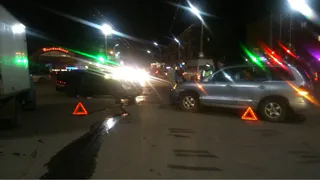 ДТП на Черновицкой - столкнулись «Хендай» и «Лексус»