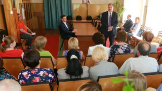 Борис Пайкин посетил Белые берега, все как обычно обещания и красивые слова