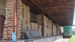 Макаронные "недоразумения": на границе Магнитогорска задержали фуру с "лишней" тонной товара