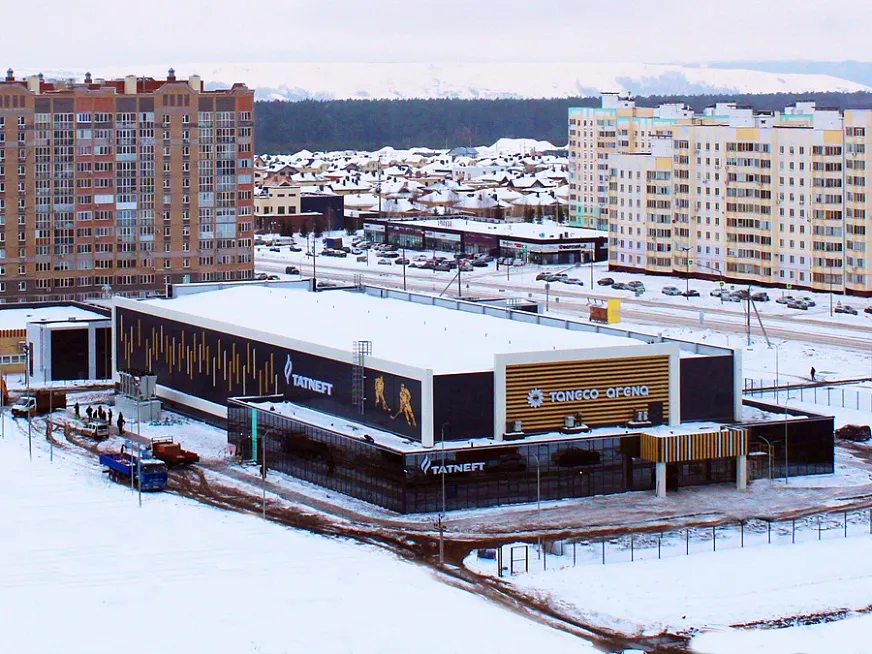 В Нижнекамске завершается строительство крытого ледового катка «ТАНЕКО Арена»
