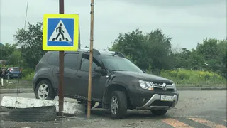 На Михайловском шоссе "Рено Дастер" вылетел с дороги