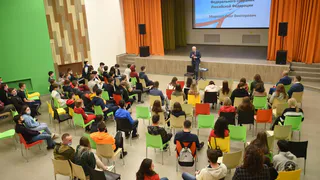 Нижнекамские студенты могут получить именную стипендию от Олега Морозова