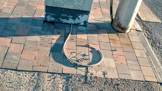 Мэрия Рязани прокомментировала жалобы на торчащие из указателей провода