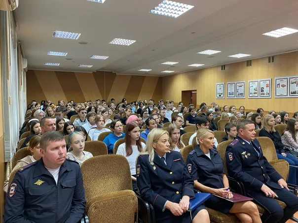 День открытых дверей прошел в полиции Магнитогорска: вдохновляя будущих защитников правопорядка