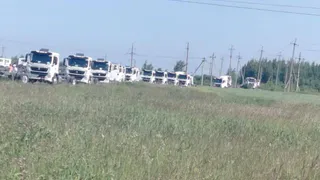 Под Рязанью грузовики перекрыли трассу между населенными пунктами