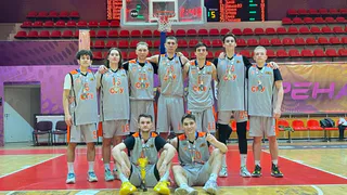 Сыктывкарские баскетболисты взяли золото соревнований в Коми