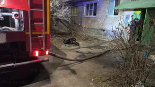 В Александрове пожар охватил многоквартирный дом на улице Гагарина