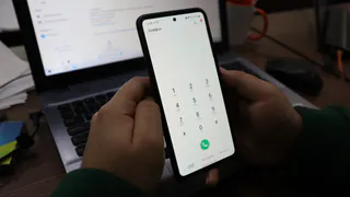 «Теперь это запрещено». Пенсионеров, у которых есть телефон, ждет сюрприз с 8 сентября