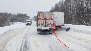 В Сысольском районе водитель с 300 штрафами устроил тройное ДТП и получил травмы