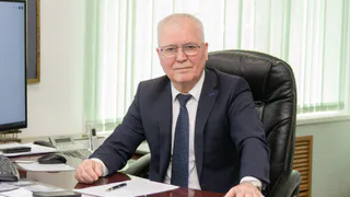 Главврач Ухтинской горбольницы вышел  на пенсию на 11 дней