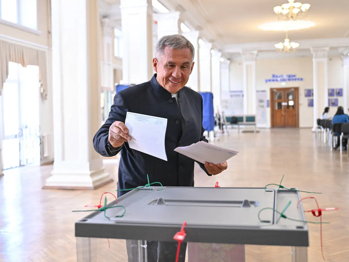 Рустам Минниханов уверенно лидирует на выборах главы Татарстана