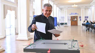 Рустам Минниханов уверенно лидирует на выборах главы Татарстана