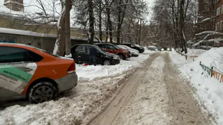 Пьяный рязанец разгромил автомобиль 28-летней девушки