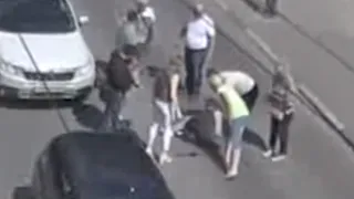 Пешеход vs автомобиль: в центре Рязани женщина решила перебежать дорогу. Видео