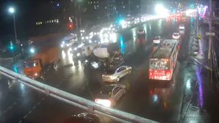 Бетономешалка попала в ДТП в центре Рязани - видео