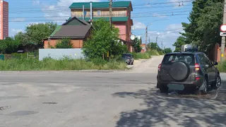 Таинственная история: на перекрестке в Роще "исчез" светофор