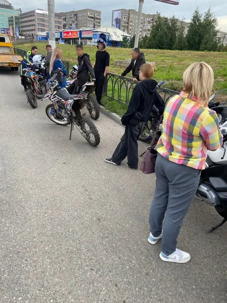 Ночные гонки в Магнитогорске пресечены: юные мотоциклисты задержаны