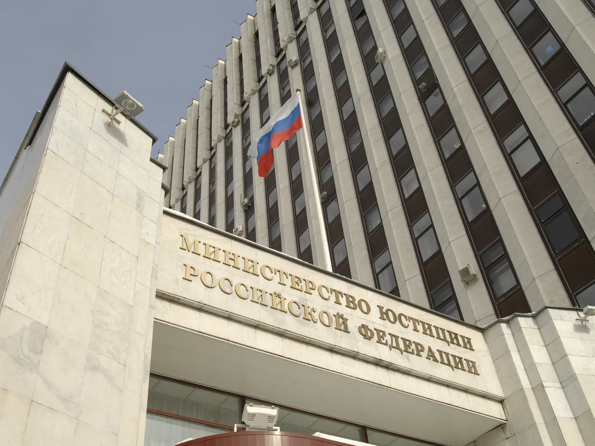 Новые изменения в законе об иноагентах: кто подпадает под действие и какие последствия ждут нарушителей