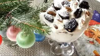 Вкусный десерт из чернослива и орехов: простой рецепт из советского времени