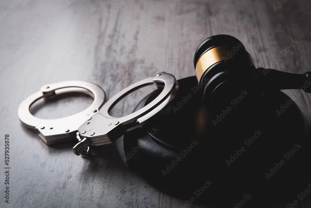 В Казани 43-летний мужчина оборудовал в подвале теплицу, чтобы выращивать коноплю