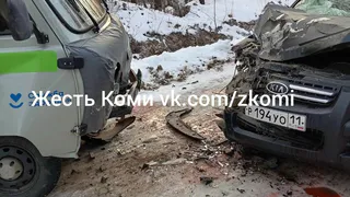 Дорога Зимстан-Вочь в Коми покрыта гололедом, дорожники бездействуют