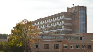 Комфорт для всех: министр труда рассказал о ходе ремонта санатория «Сосновый бор» в Солотче