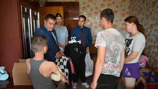 Полицейские Чувашии присоединились к Всероссийской акции «Помоги пойти учиться»