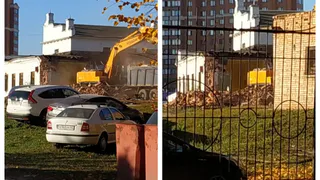 «Всё разбито и загажено обломками», - рязанцы жалуются на плачевное состояние стадиона «Локомотив»