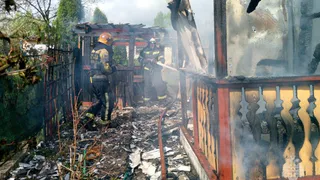 Во Владимире при пожаре в садовом товариществе погибла женщина