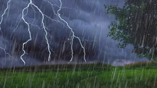 Синоптики предупреждают о ливне и грозе во Владимире